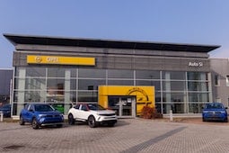 Gruppo Ferrari - Opel Porto Mantovano 