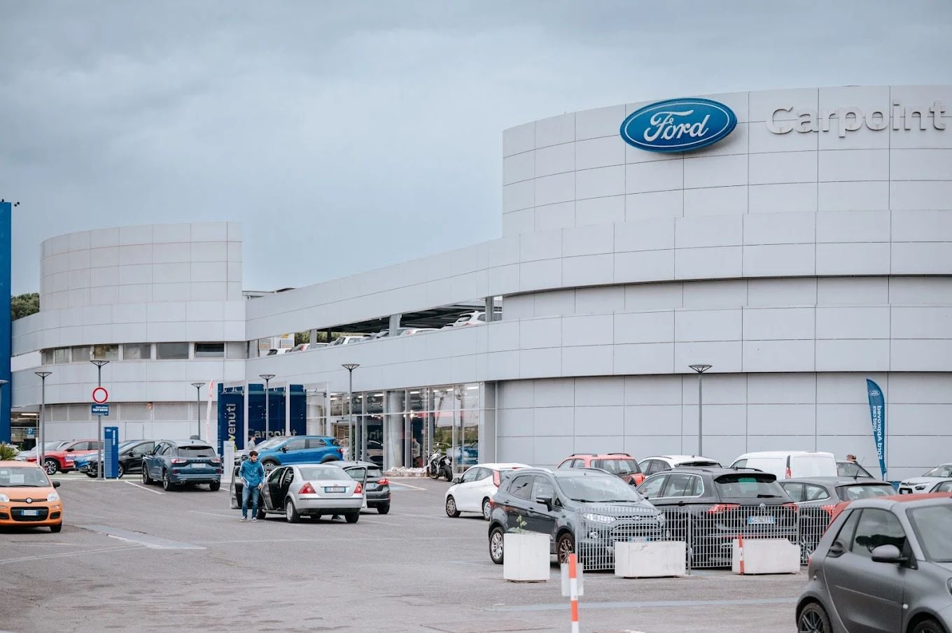 Carpoint S.p.A. - Ford Pisana