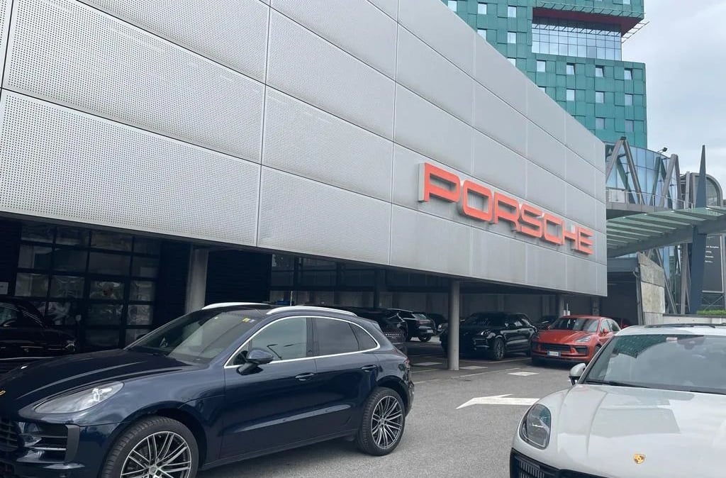 Centro Porsche Milano Nord