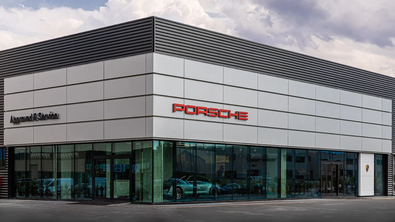 Centro Porsche Approved Arezzo 