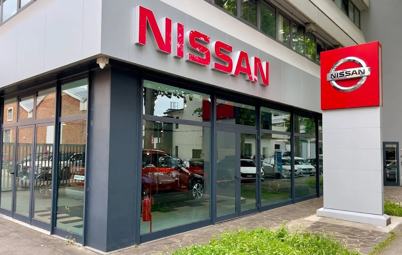 Lenzi Automobili S.p.A. - Nissan Prato