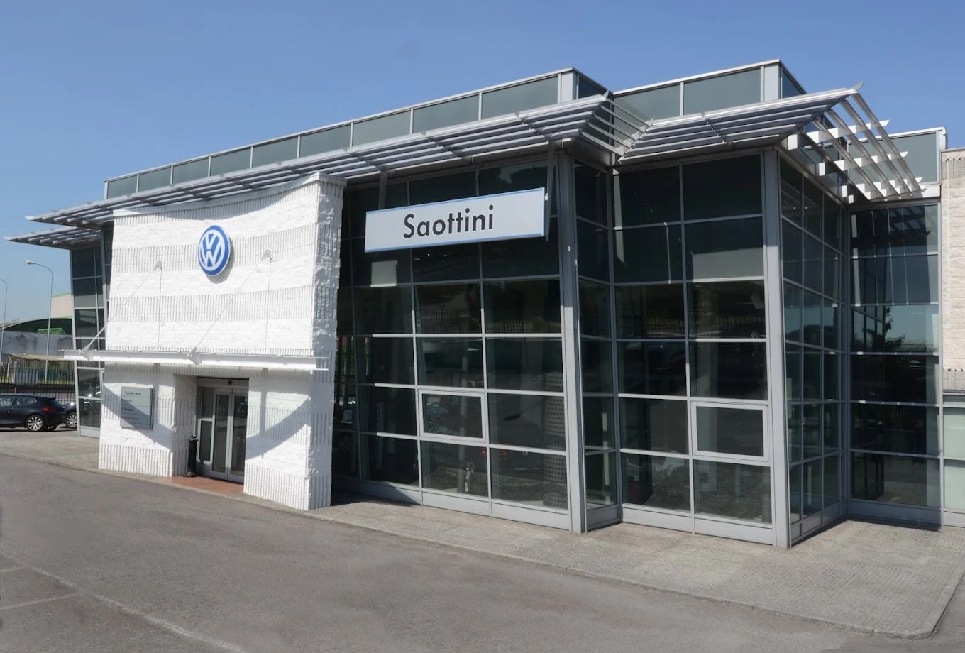 Saottini Auto S.p.A. - Via Fenzi (2)