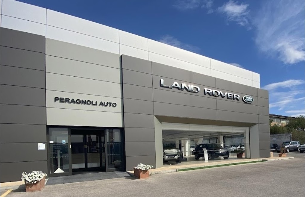 Peragnoli Auto S.r.l. - JLR Monteriggioni